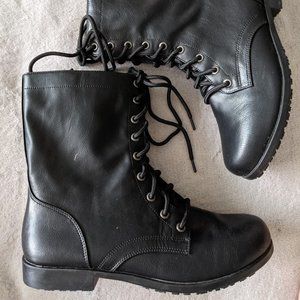 safeTstep Slip-Resistant Black 9 Wide Width Boots